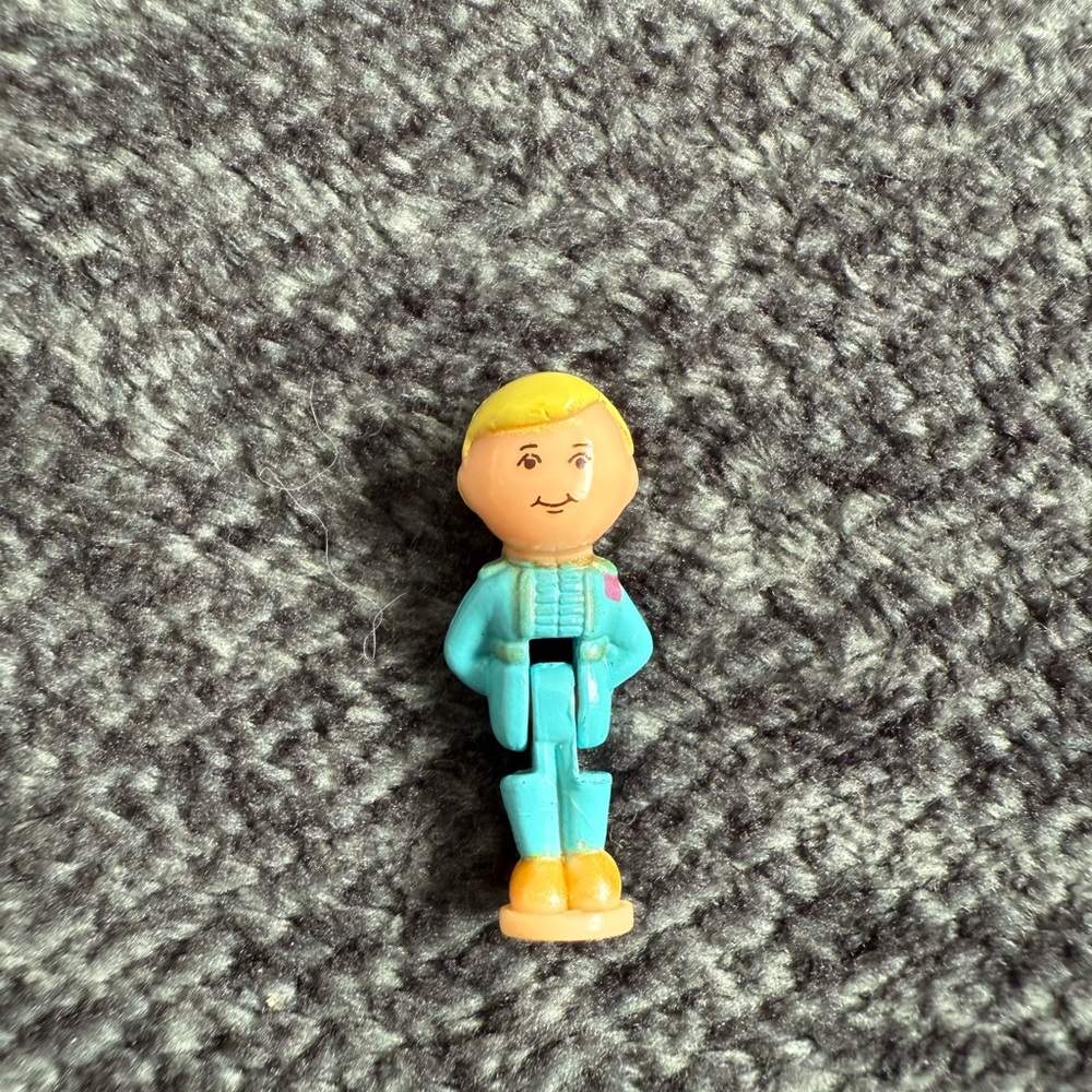 1997 Vintage Prince Polly Pocket